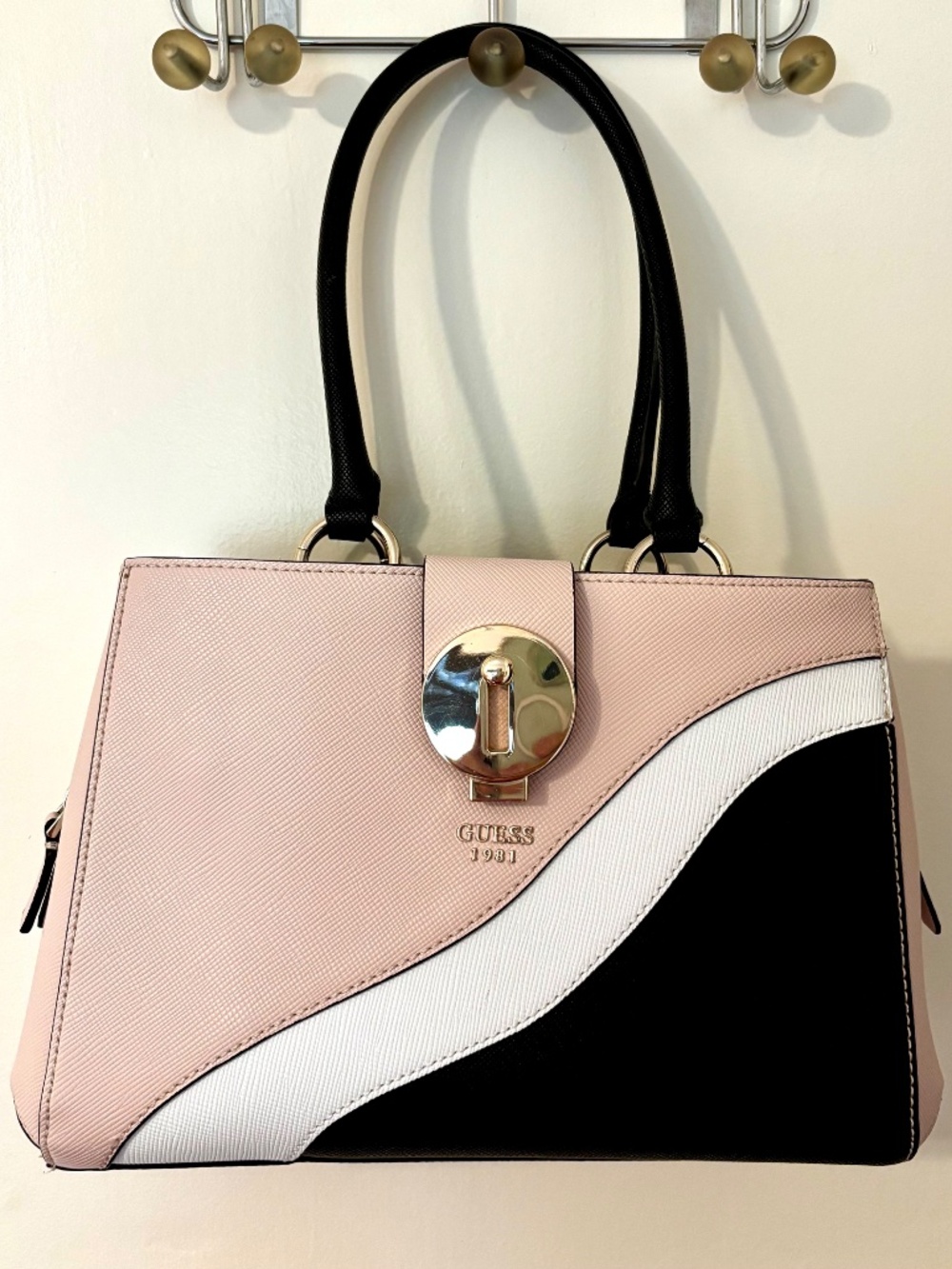 NWOT never used Guess color block blush pink, white and black satchel
